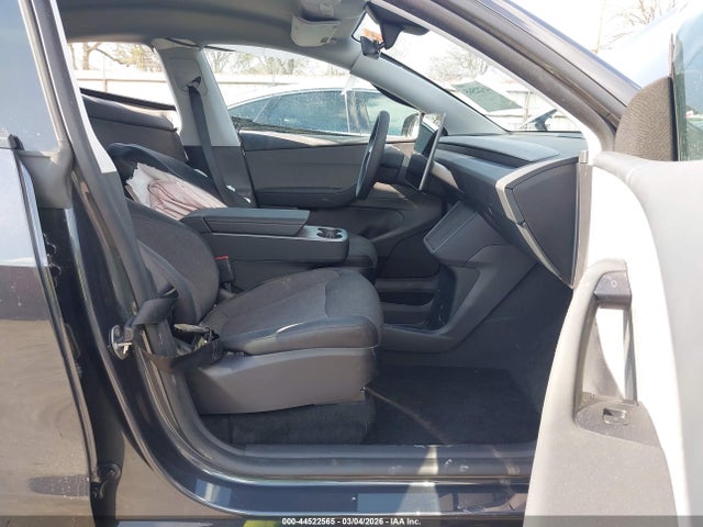 Продажа на аукционе авто 2026 Tesla Model Y Premium Rear-wheel Drive/standard Rear-wheel Drive, vin: 7SAYGDED9TA595227, номер лота: 44522565