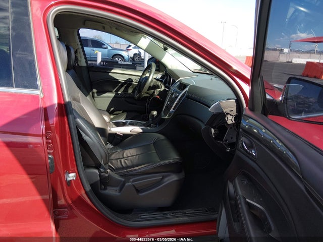 44522576 :رقم المزاد ، 3GYFNGE33CS520238 vin ، 2012 Cadillac Srx Standard مزاد بيع