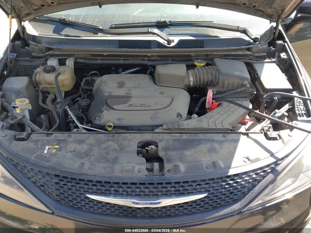 2020 CHRYSLER VOYAGER 2C4RC1AG5LR139583 Photo 9