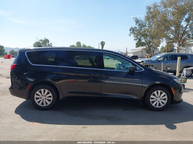 Продажа на аукционе авто 2020 Chrysler Voyager L, vin: 2C4RC1AG5LR139583, номер лота: 44522580