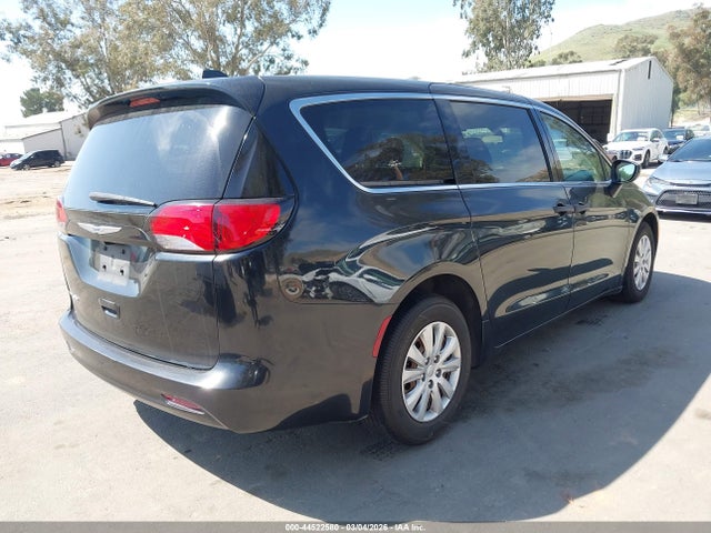 2020 CHRYSLER VOYAGER 2C4RC1AG5LR139583 Photo 3