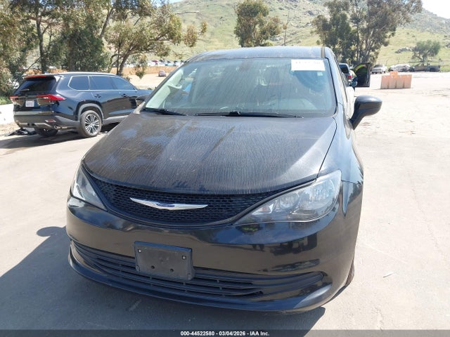 2020 CHRYSLER VOYAGER 2C4RC1AG5LR139583 Photo 5