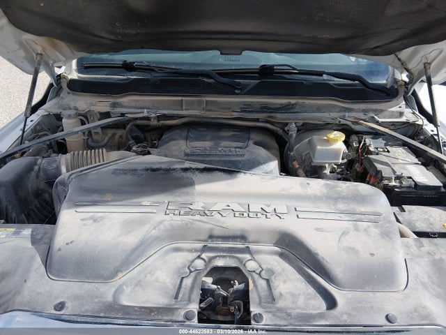 3C6UR5CJXNG321983 RAM 2500 Tradesman 4x4 6&#039;4 Box