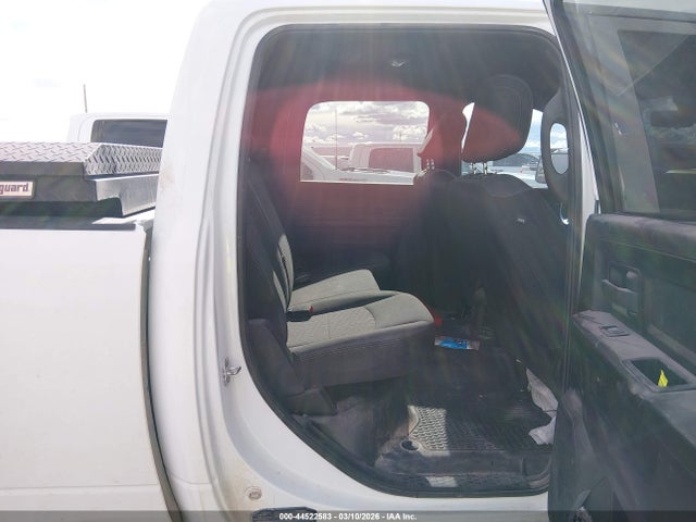 3C6UR5CJXNG321983 RAM 2500 Tradesman 4x4 6&#039;4 Box