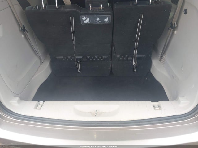 Продажа на аукционе авто 2017 Chrysler Pacifica Touring-l, vin: 2C4RC1BG4HR823336, номер лота: 44522588