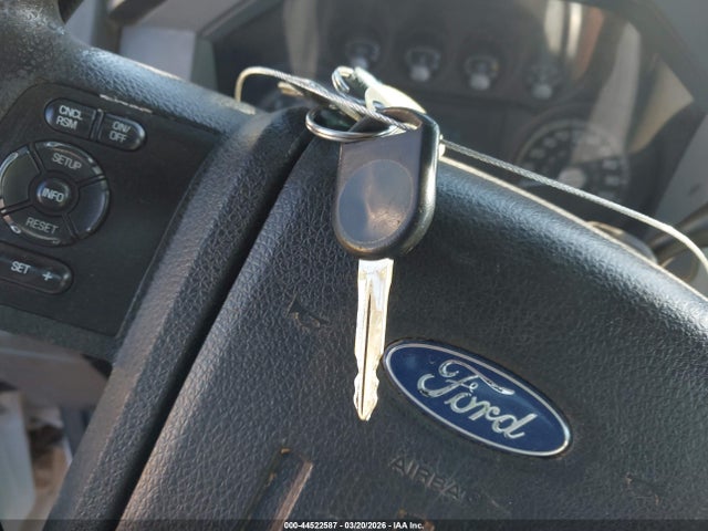 1FTBF2A63GEA99934 Ford F-250 Xl