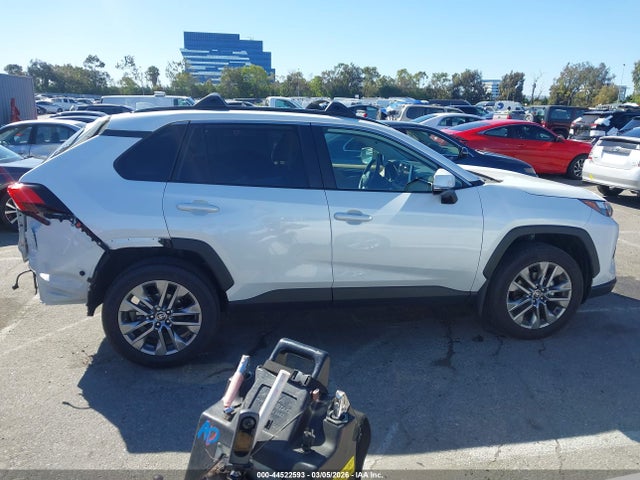 2T3C1RFV6SW424668 Toyota Rav4 Xle Premium