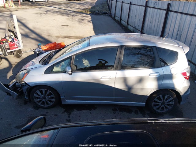 44522601 :رقم المزاد ، JHMGE8H69CC031613 vin ، 2012 Honda Fit Sport مزاد بيع