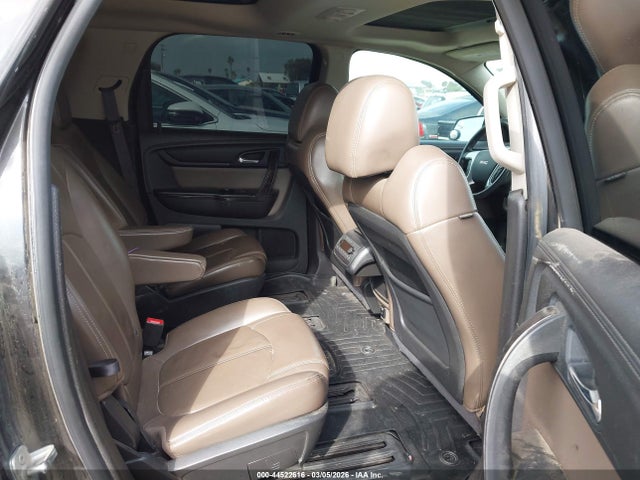 44522616 :رقم المزاد ، 1GKKRRKD8EJ218437 vin ، 2014 Gmc Acadia Slt-1 مزاد بيع