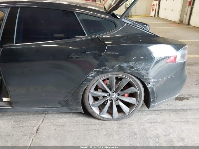 2013 TESLA MODEL S 5YJSA1DP0DFP21364 Photo 5