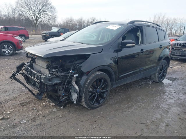 Ford Escape Titanium 2019 1FMCU9J99KUB89175 Image 2