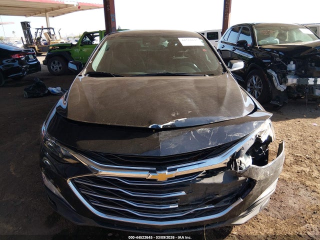 1G1ZD5ST4PF243925 Chevrolet Malibu Fwd 1lt