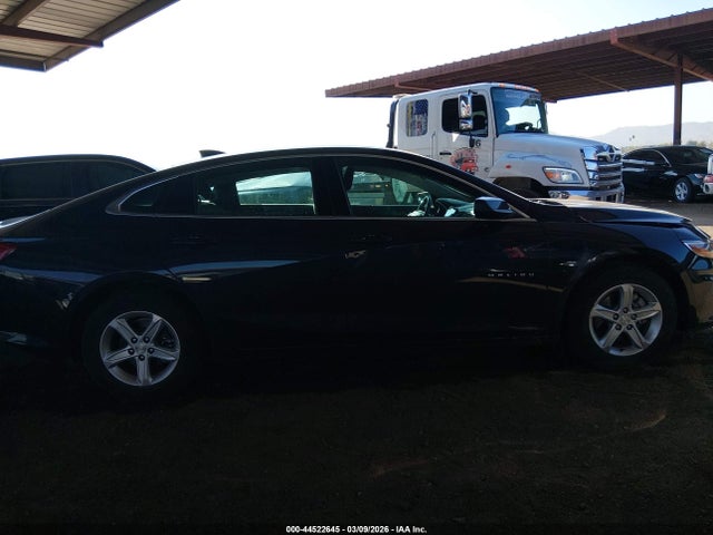 1G1ZD5ST4PF243925 Chevrolet Malibu Fwd 1lt