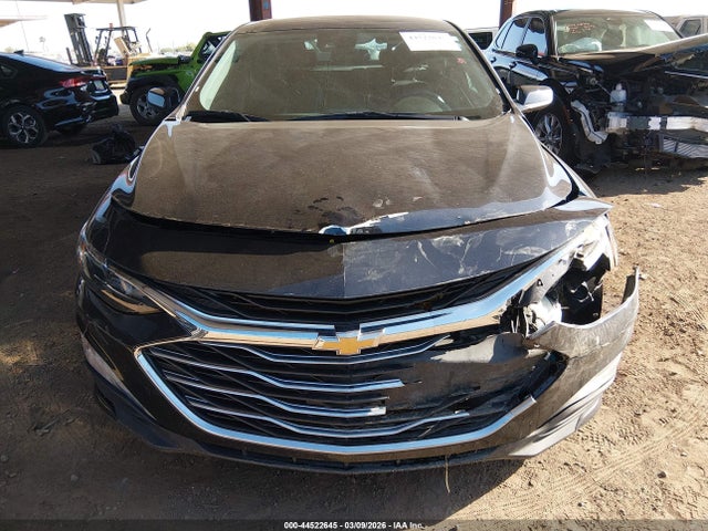 1G1ZD5ST4PF243925 Chevrolet Malibu Fwd 1lt