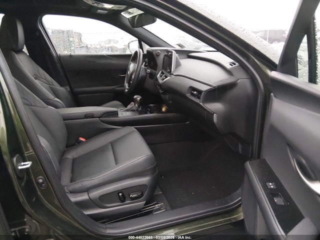 44522665 :رقم المزاد ، JTHP9JBH4R2078472 vin ، 2024 Lexus Ux 250h Premium مزاد بيع