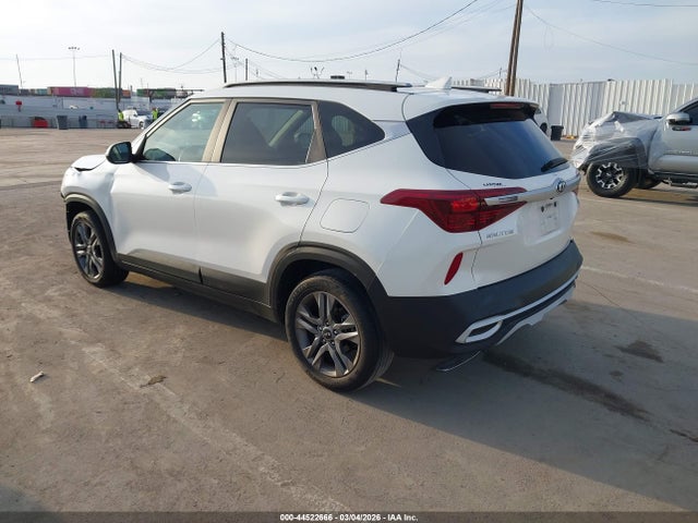 2021 KIA SELTOS KNDEU2AA2M7217270 Photo 2