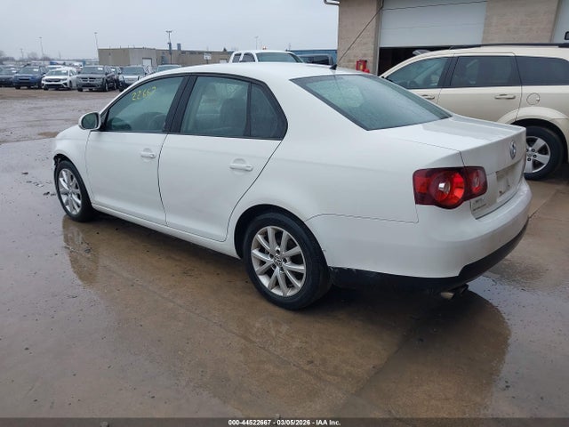 Продаж на аукціоні авто 2010 Volkswagen Jetta Limited Edition, vin: 3VWAX7AJ3AM147067, номер лоту: 44522667