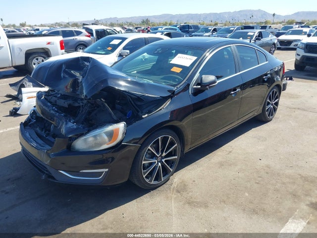 Volvo S60 T5 Drive-e Premier 2016 YV126MFK3G2409237 Image 2