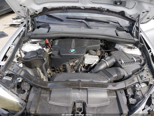 2013 BMW X1 WBAVM1C51DVW42269 Photo 9