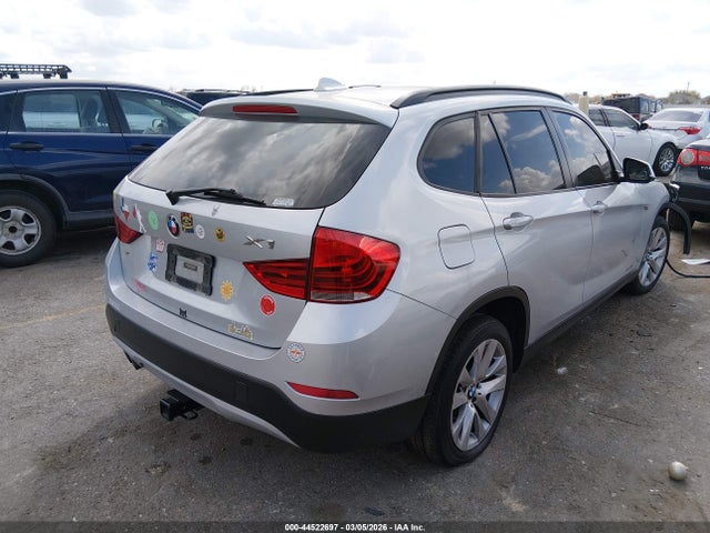 2013 BMW X1 WBAVM1C51DVW42269 Photo 3