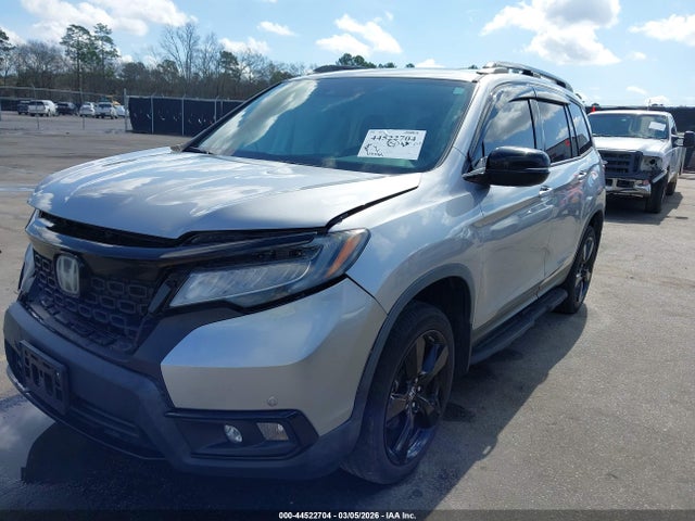 2019 HONDA PASSPORT 5FNYF8H09KB002631 Photo 1