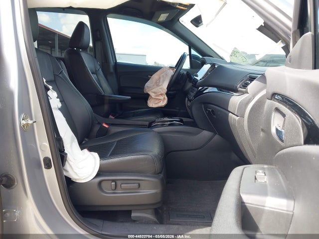 2019 HONDA PASSPORT 5FNYF8H09KB002631 Photo 4