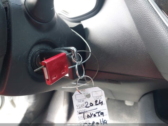 2024 TOYOTA COROLLA 5YFB4MDE4RP148164 Photo 10