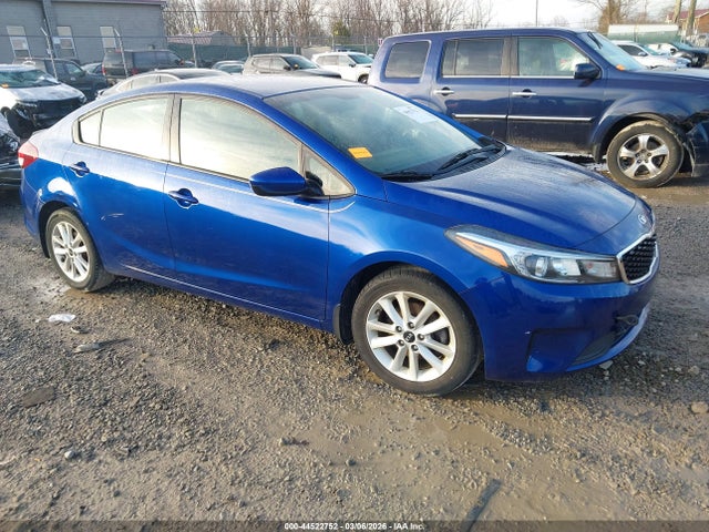 44522752 :رقم المزاد ، 3KPFL4A78HE044576 vin ، 2017 Kia Forte S مزاد بيع
