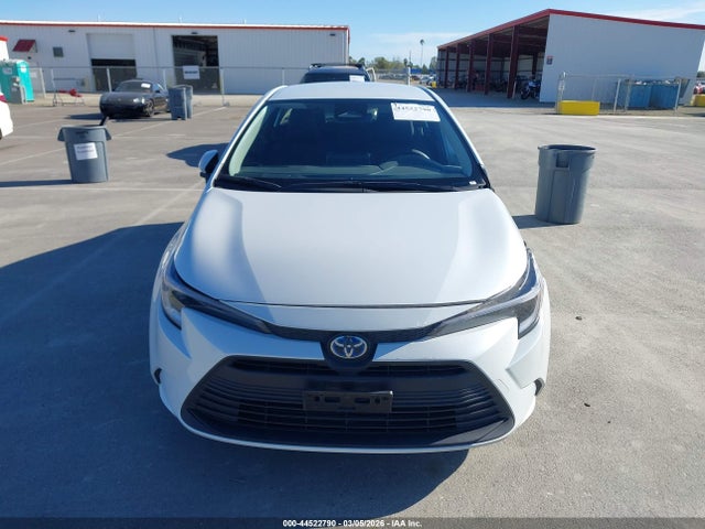Toyota Corolla Hybrid Le 2025 JTDBCMFE7SJ044651 Image 13