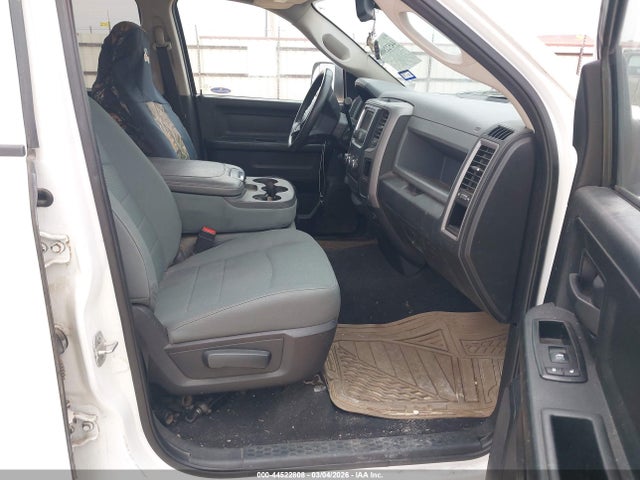 44522808 :رقم المزاد ، 1C6RR7FT1ES378029 vin ، 2014 Ram 1500 Tradesman مزاد بيع