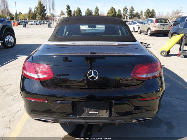 WDDWK4JB7JF669379 Mercedes-Benz C 300