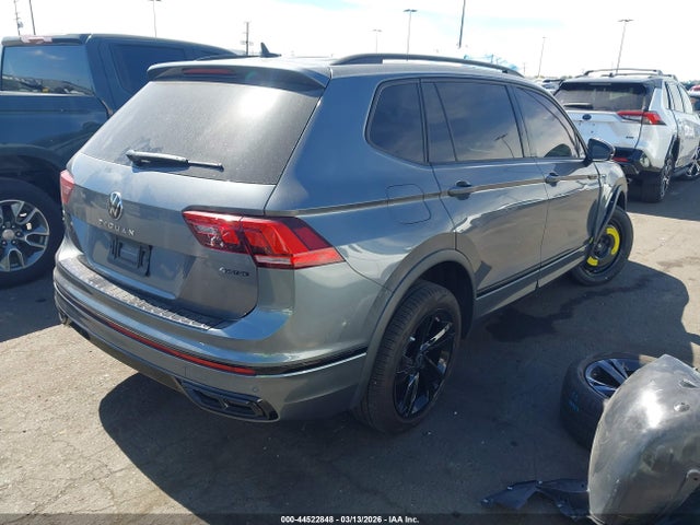 3VV8B7AX4RM199583 Volkswagen Tiguan 2.0t Se R-line Black