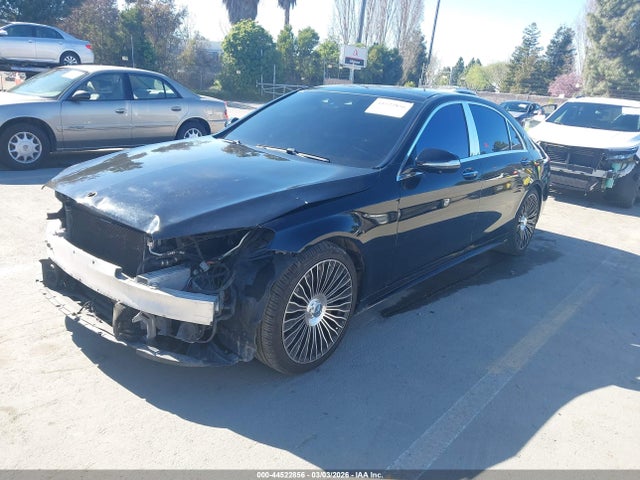 WDDUG8DBXKA435568 Mercedes-Benz S 560