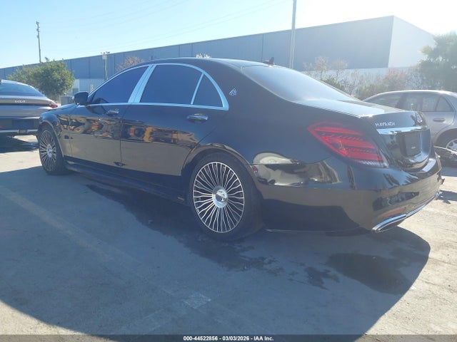 WDDUG8DBXKA435568 Mercedes-Benz S 560