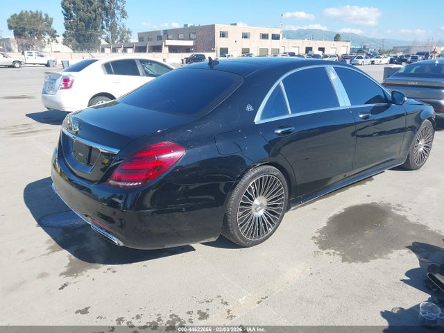 WDDUG8DBXKA435568 Mercedes-Benz S 560