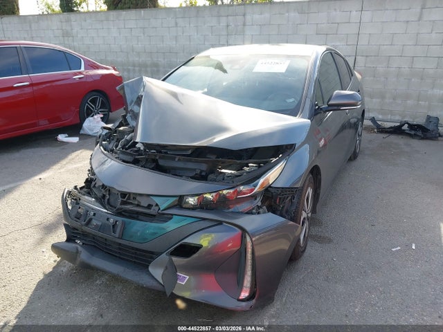2019 TOYOTA PRIUS PRIME JTDKARFP3K3111061 Photo 1
