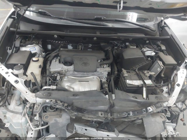 2T3WFREV3HW383361 Toyota Rav4 Xle