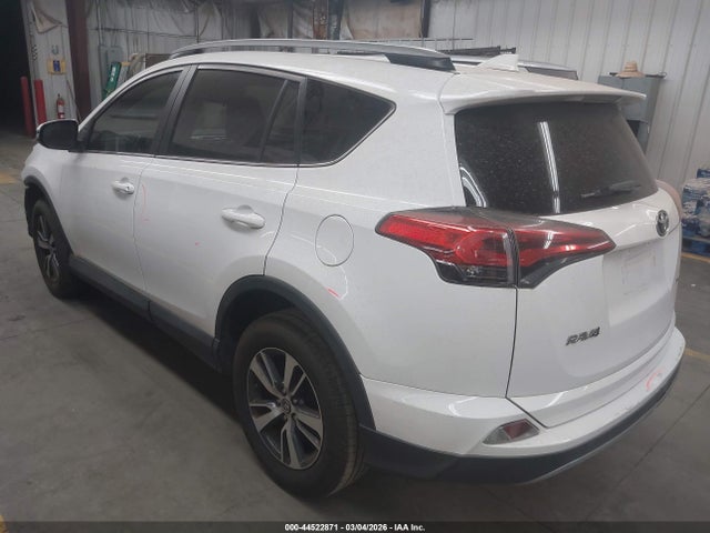2T3WFREV3HW383361 Toyota Rav4 Xle
