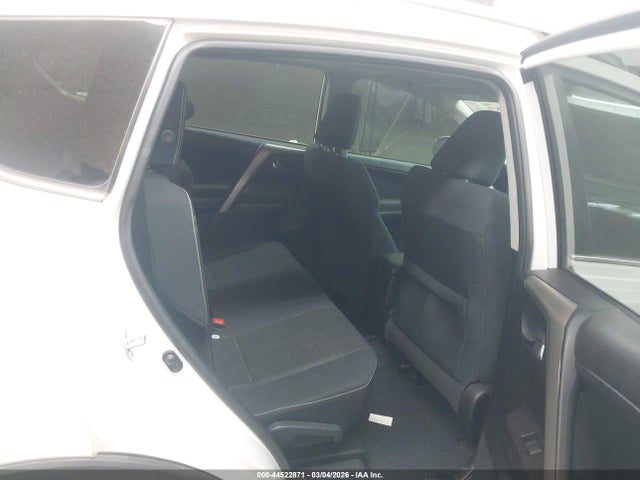 2T3WFREV3HW383361 Toyota Rav4 Xle