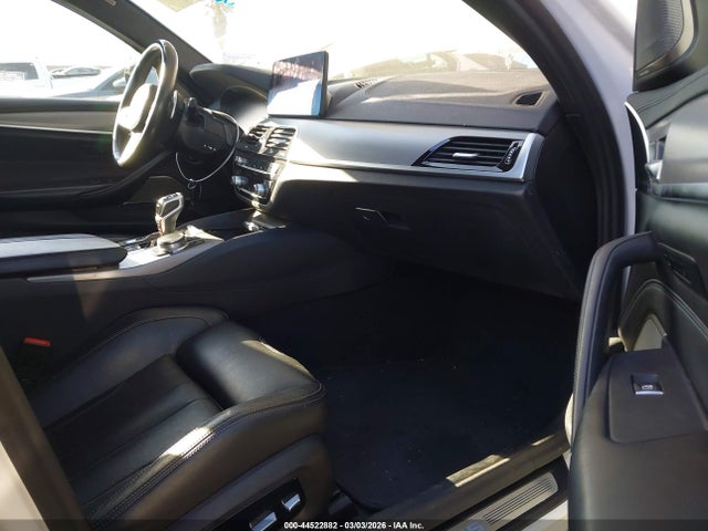 2021 BMW M5 WBS83CH09MCF39474 Photo 4