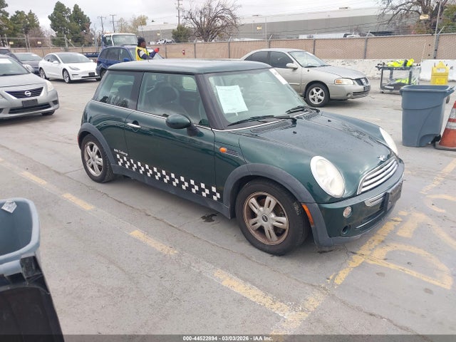2006 MINI COOPER WMWRC33526TK65160