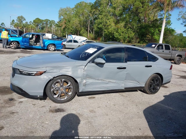 44522896 :رقم المزاد ، 1HGCY2F69RA032578 vin ، 2024 Honda Accord Hybrid Ex-l مزاد بيع