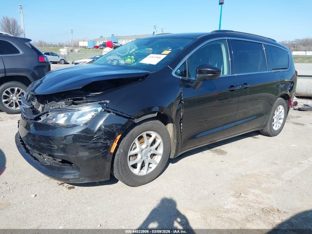 2020 CHRYSLER VOYAGER 2C4RC1DG6LR145193 Photo 1