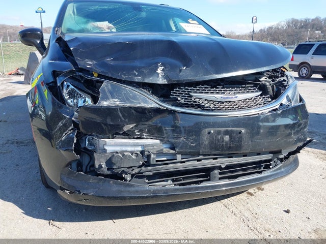 2020 CHRYSLER VOYAGER 2C4RC1DG6LR145193 Photo 5