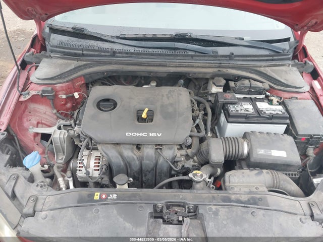 KMHD84LF3HU417615 Hyundai ELANTRA SE