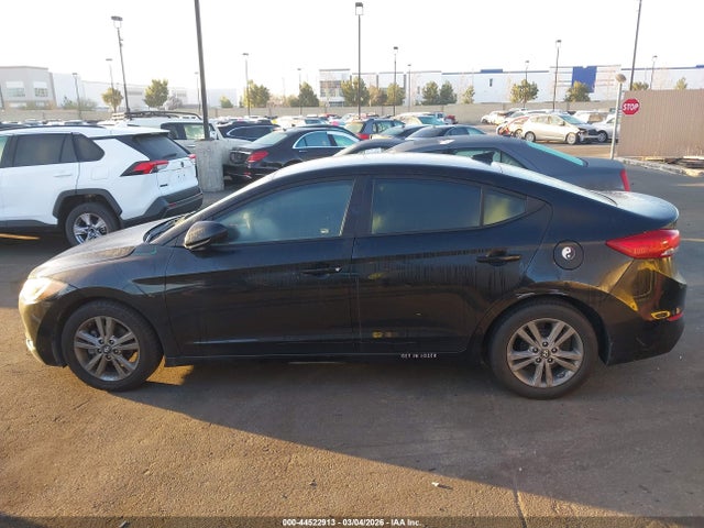 Hyundai ELANTRA SE 2017 5NPD84LF4HH122943 Image 15