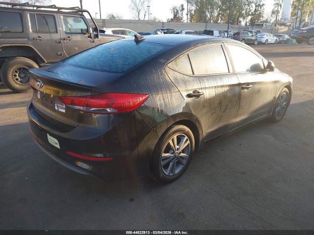Hyundai ELANTRA SE 2017 5NPD84LF4HH122943 Image 4