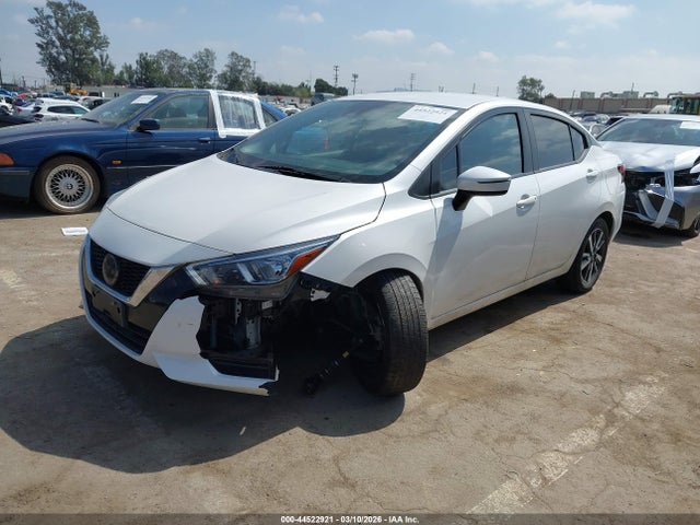 44522921 :رقم المزاد ، 3N1CN8EV1ML823162 vin ، 2021 Nissan Versa Sv Xtronic Cvt مزاد بيع