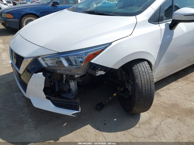 44522921 :رقم المزاد ، 3N1CN8EV1ML823162 vin ، 2021 Nissan Versa Sv Xtronic Cvt مزاد بيع