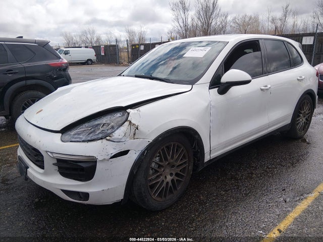 2016 PORSCHE CAYENNE WP1AB2A28GLA96350 Photo 1